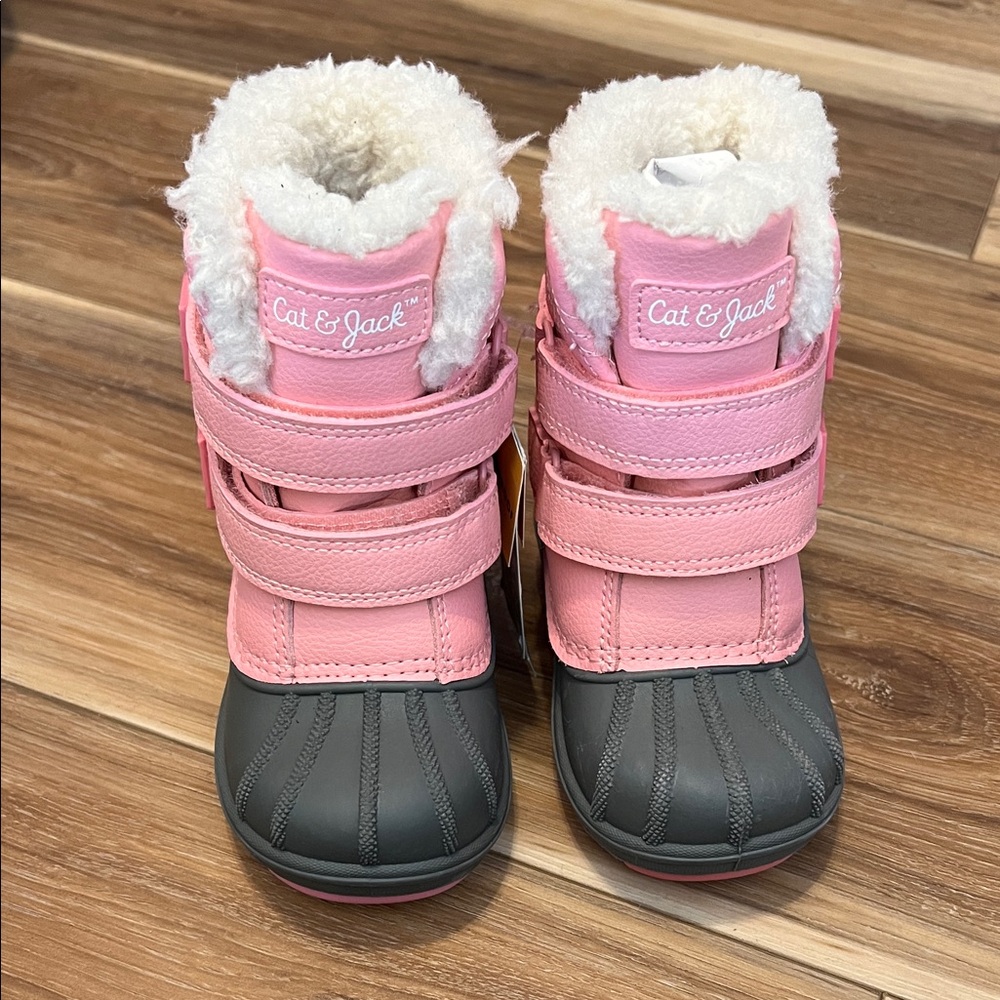Cat & Jack Pink and Gray Waterproof Fur Lined Warmer Snow Boots